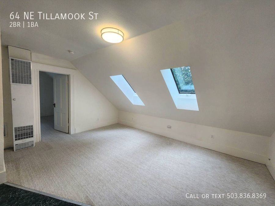 64 Ne Tillamook St - Photo 3 of 18