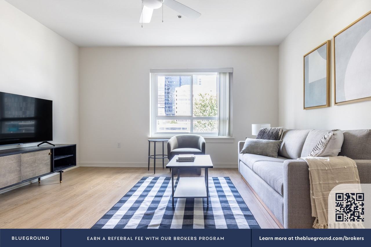 10495 Northeast 4th Street - Photo 5 of 23