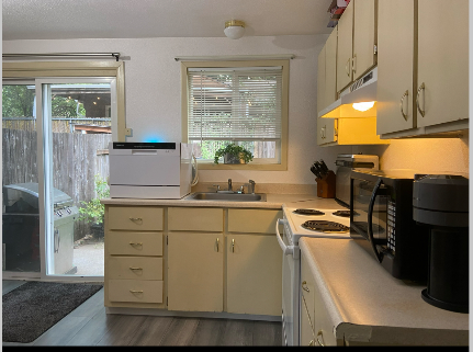 2109 Markle Ave - Photo 3 of 6