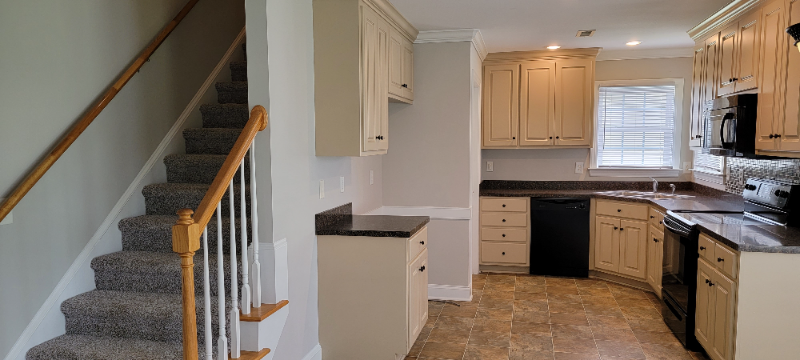 329 Lafollette Dr - Photo 7 of 23