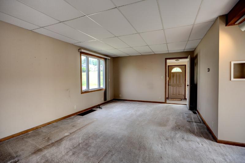 806 Manganese St - Photo 3 of 20