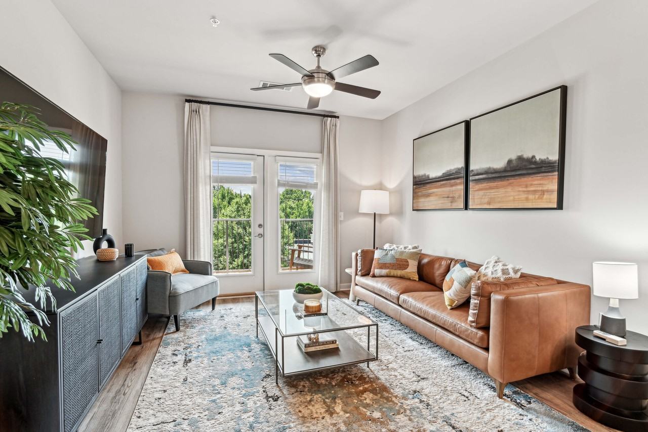 Accent Berkeley Place - Photo 6 of 28