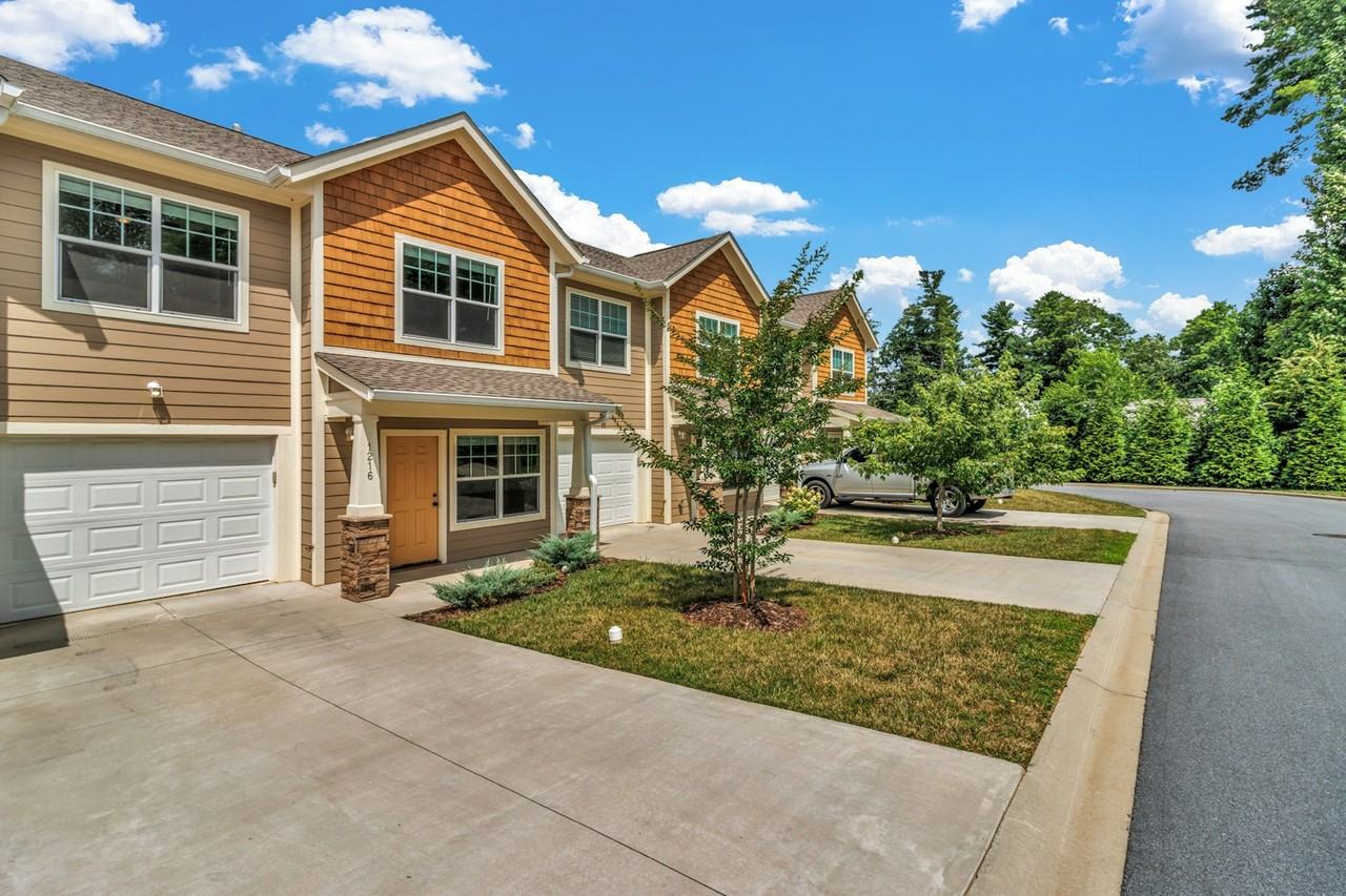 1216 Pauline Trail Drive - Photo 2 of 44