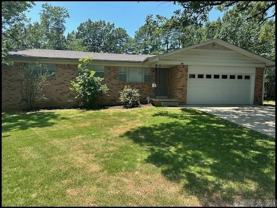 604 Springwood Dr - Photo 1 of 1
