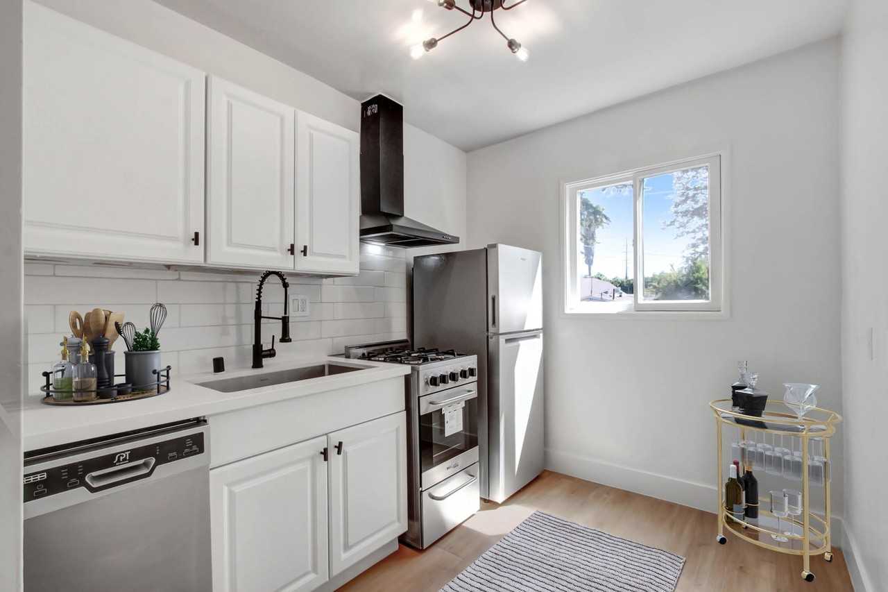 1300 W Olive Ave #1300 - Photo 4 of 13