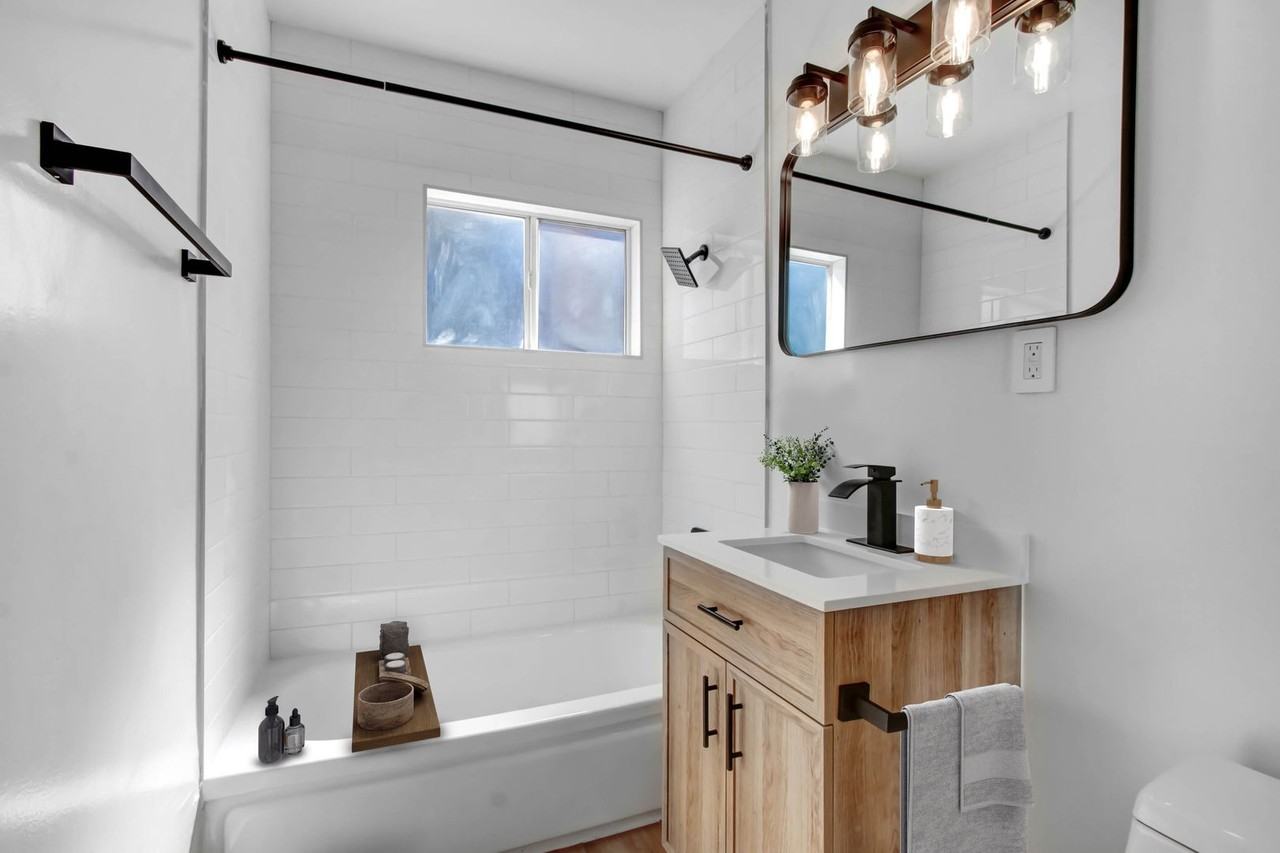 1300 W Olive Ave #1300 - Photo 7 of 13