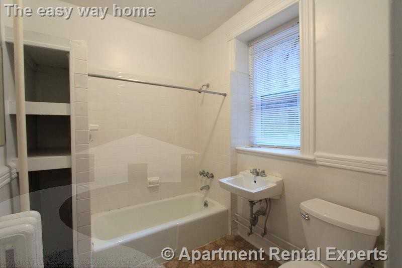 27 Park Dr #7 - Photo 5 of 9