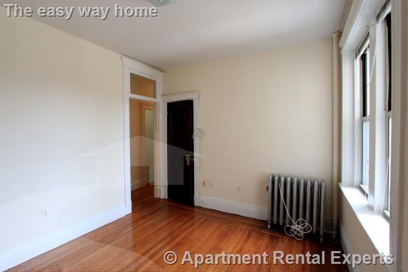 27 Park Dr #7 - Photo 7 of 9