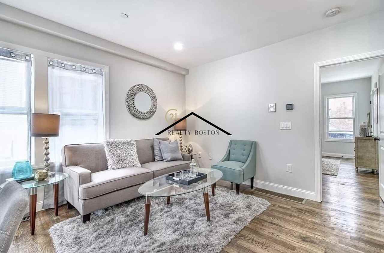 51 Havre St #1 - Photo 3 of 7