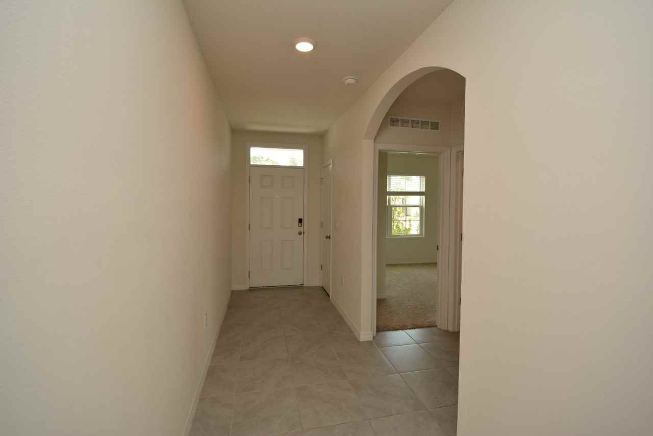 285 Sunset Point Dr - Photo 2 of 34
