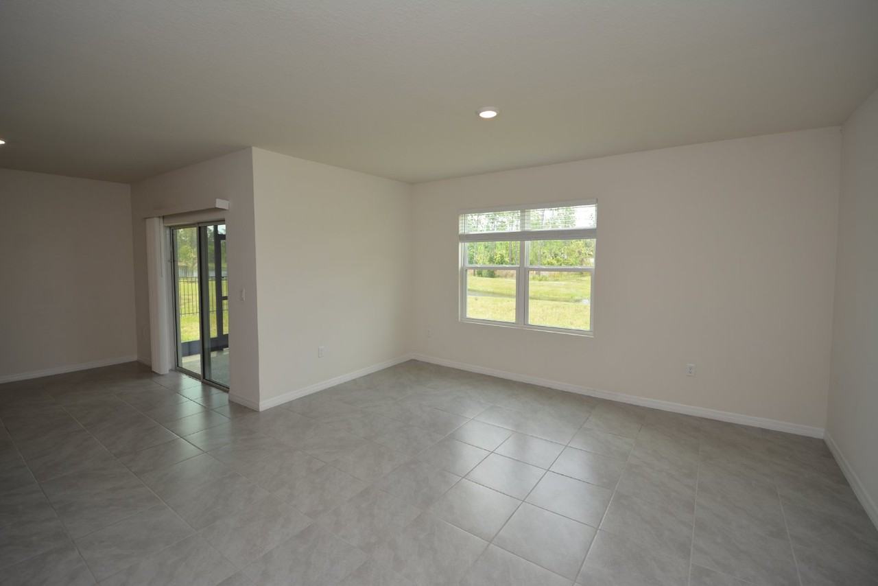 285 Sunset Point Dr - Photo 3 of 34