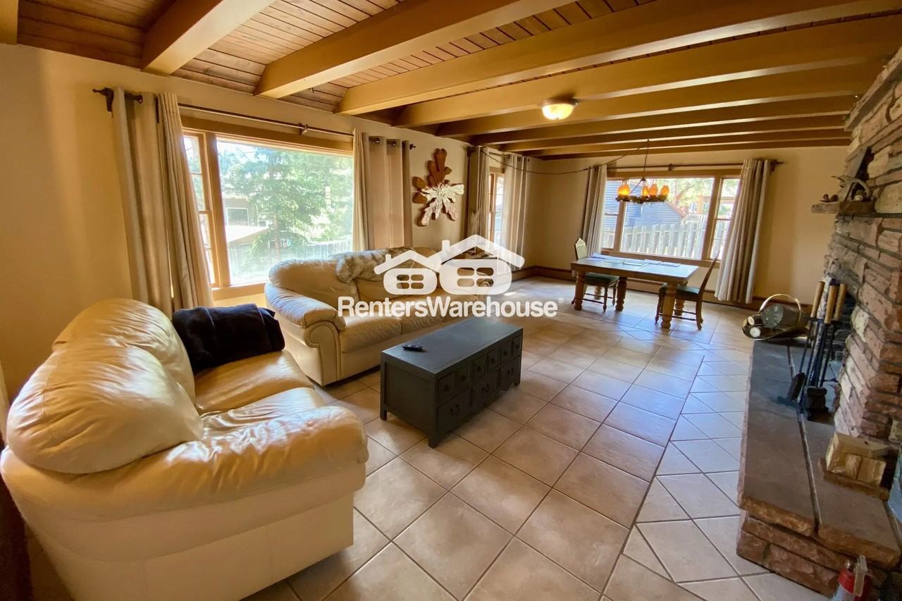 40 Ski Rd - Photo 2 of 38