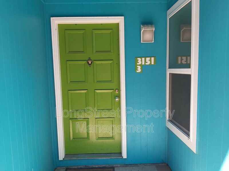 3151 North Shore Drive Southeast #3 - Photo 2 of 18