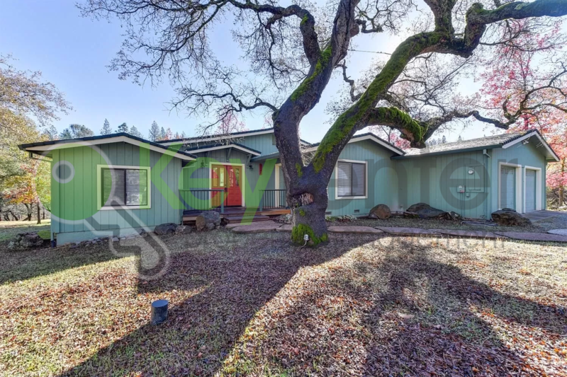 3140 Cascade Trl - Photo 2 of 21