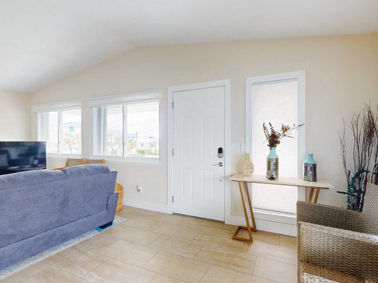 6921 Turtlemound Rd - Photo 2 of 50