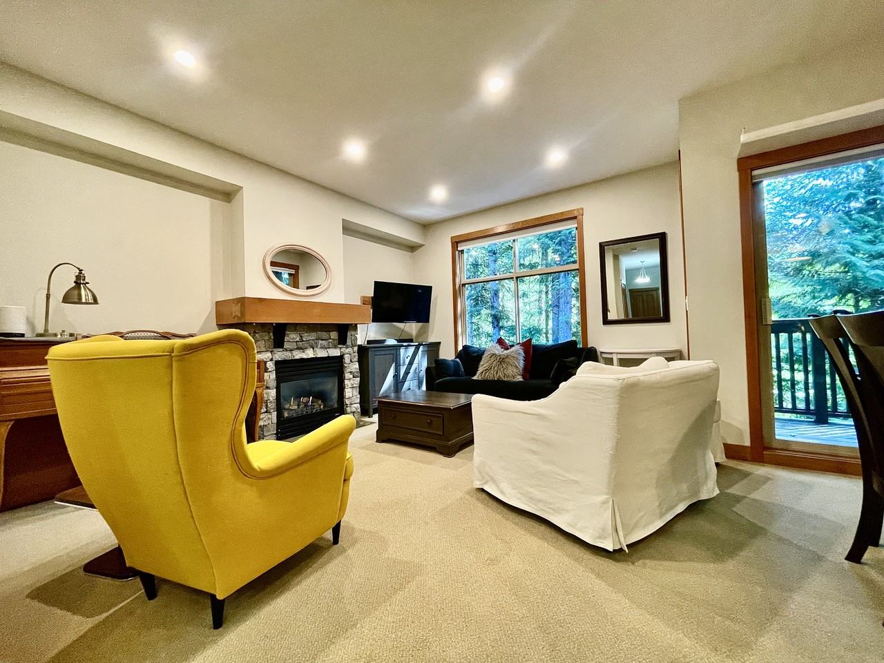 1530 Tynebridge Lane - Photo 2 of 24