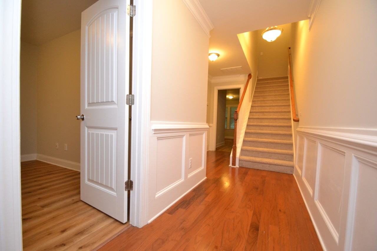 111 Ballyliffen Ln - Photo 2 of 50