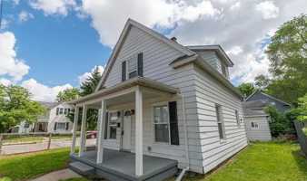 featured image of 1020 Sarah St