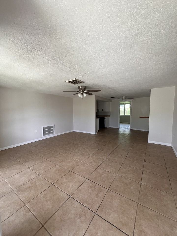 6804 El Camino Paloma St - Photo 2 of 15