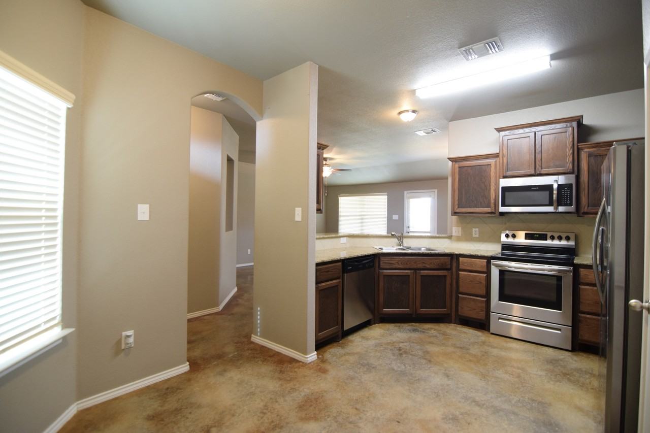 7600 Oliver Loving Dr - Photo 5 of 19