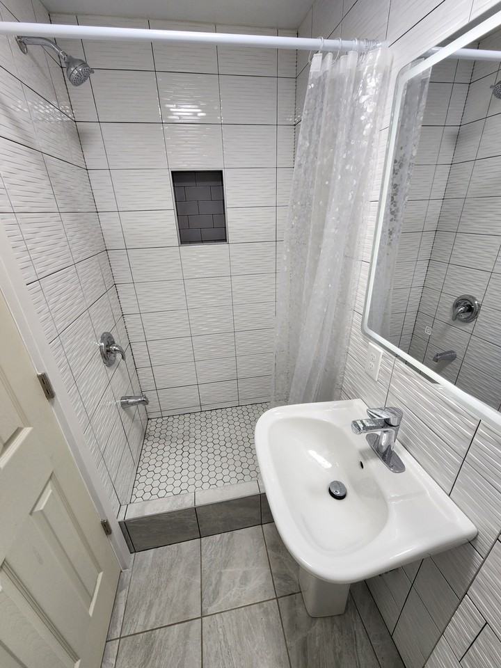 372 Northcliffe Boulevard - Photo 5 of 5