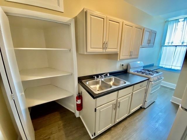 3000 W Maryland St (Ashby)* - Photo 2 of 7