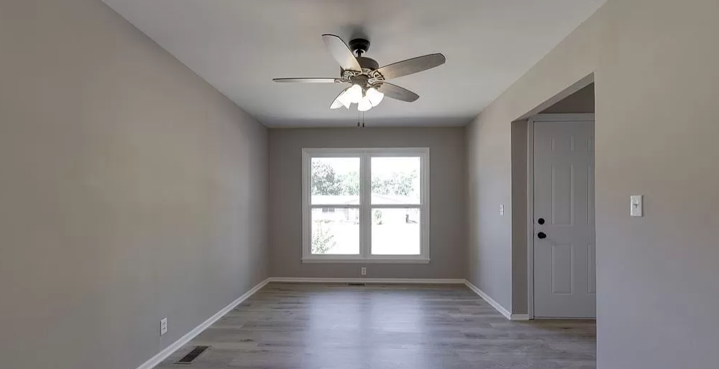 1724 Yale - Photo 2 of 11