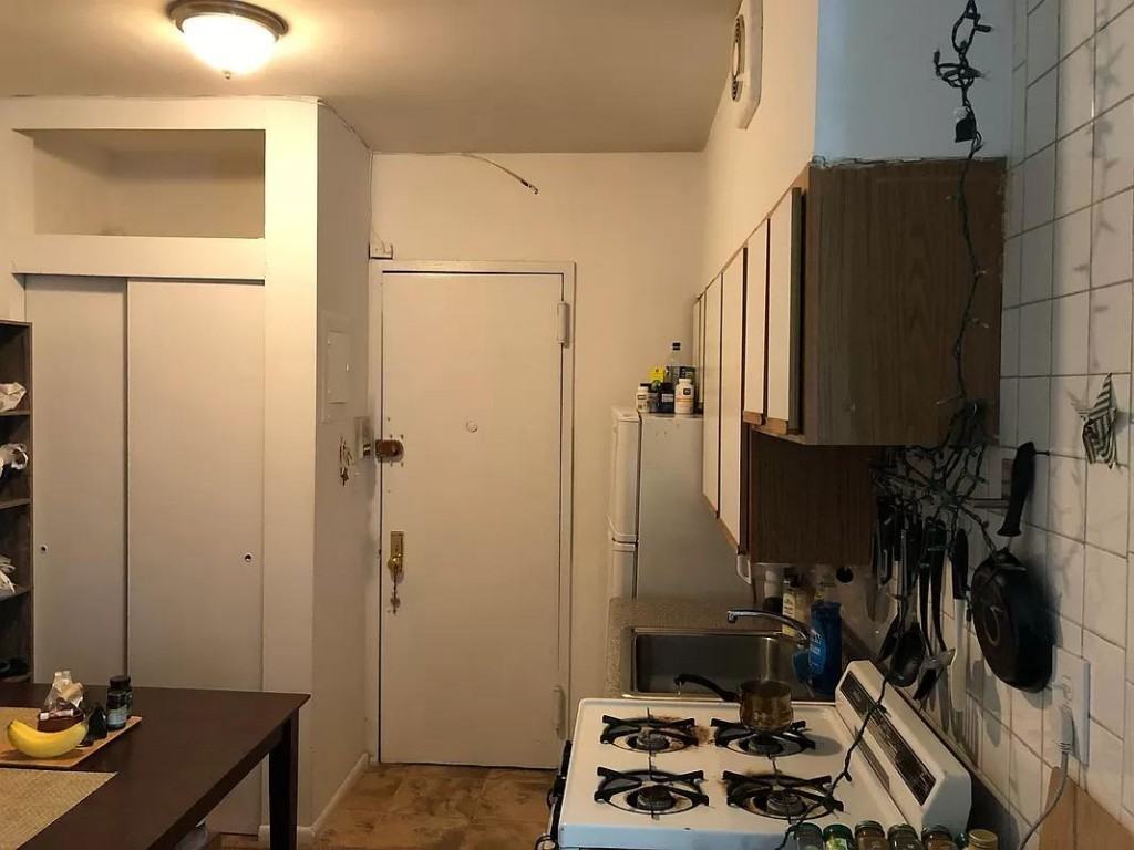 Mott St #18 - Photo 3 of 9