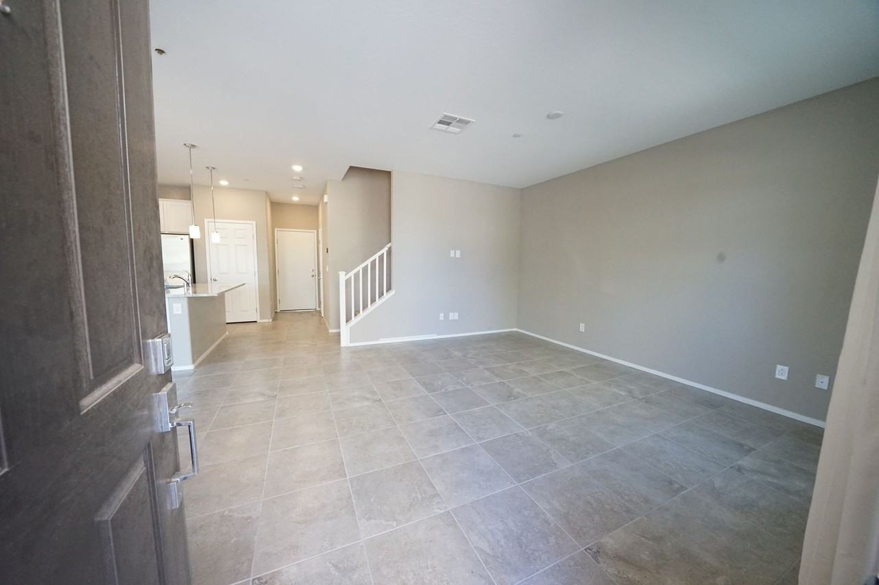 8507 Insignia Ave #101 - Photo 7 of 38