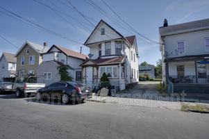 featured image of 990-998 Pembroke Street