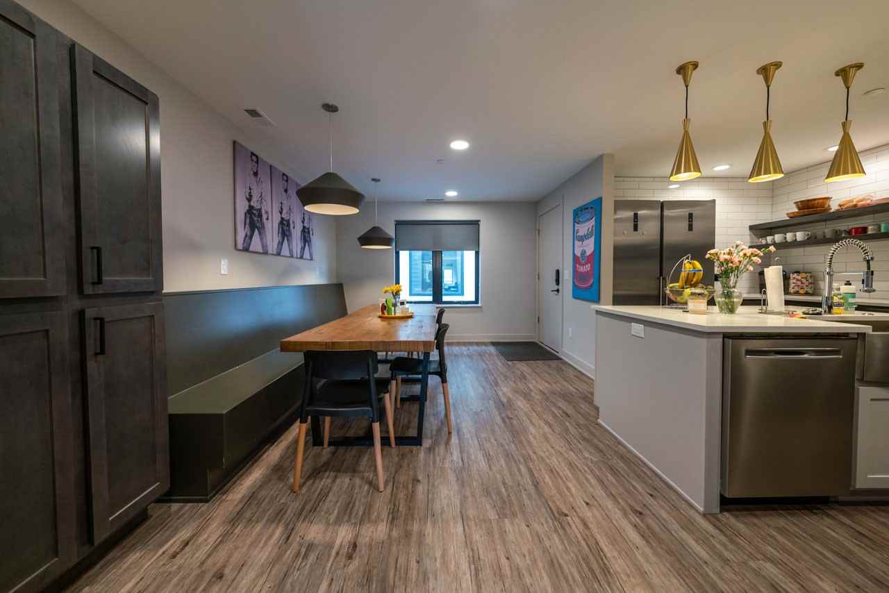 830 Henry St #1 - Photo 3 of 11