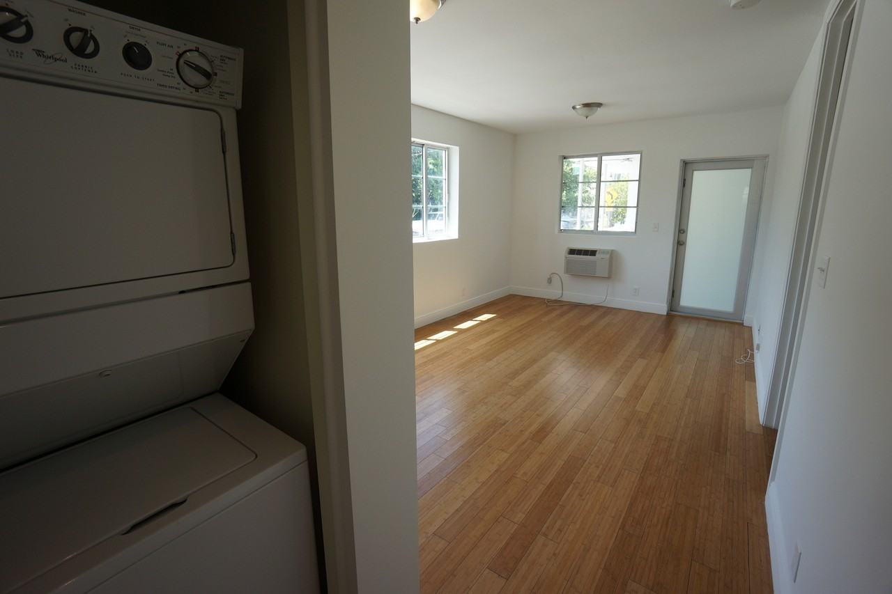 7930-7950 Tatum Waterway Drive - Photo 2 of 42