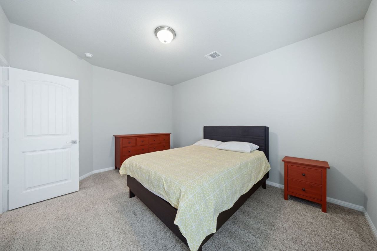 2412 Star Hill Ranch St - Photo 6 of 43