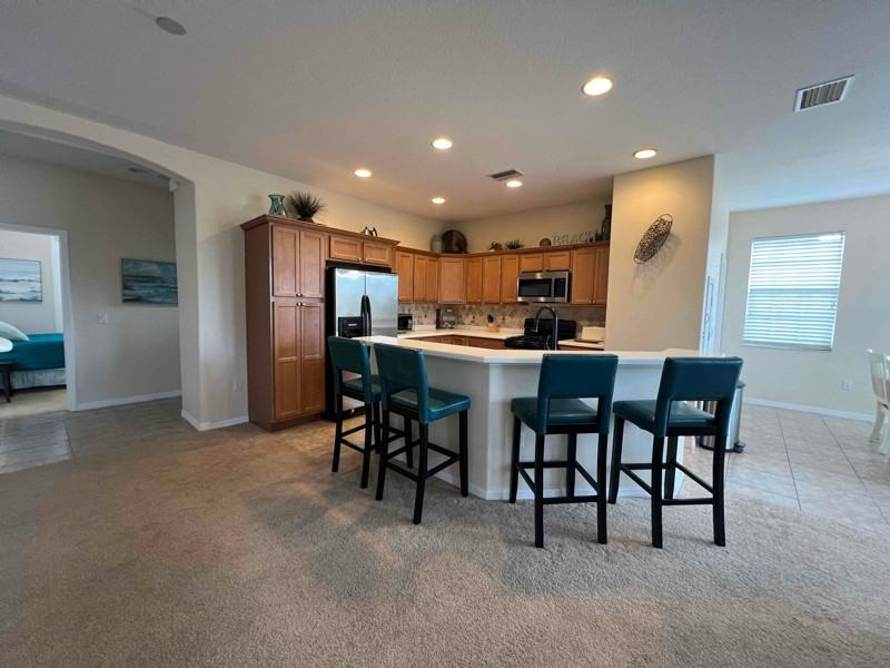 1103 S Pointe Alexis Dr - Photo 2 of 11