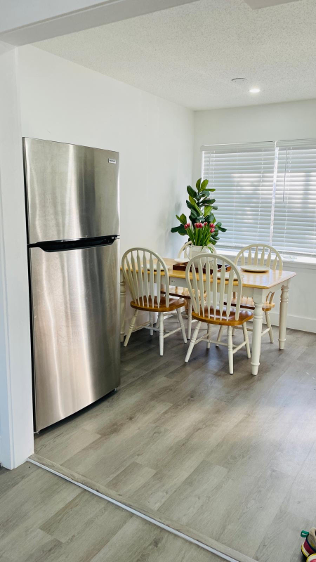 2604 Dauphin Street #206 - Photo 5 of 7