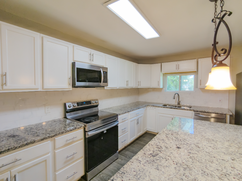 1222 S Peachtree Rd - Photo 4 of 26