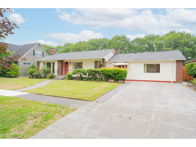 1516 23rd Ave - Photo 2 of 16