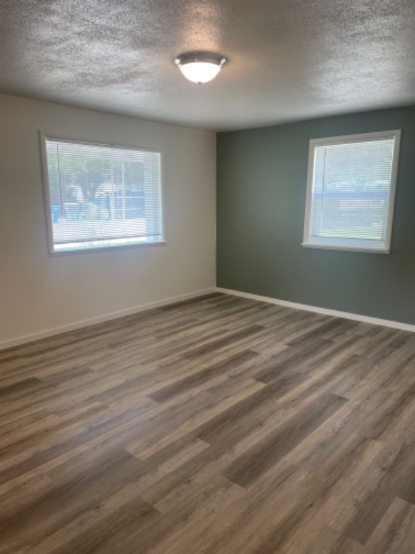 710 Randolph Ave - Photo 3 of 12