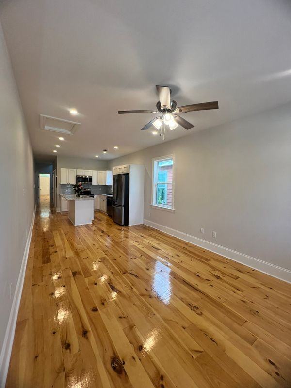 2646 Piety St - Photo 3 of 10