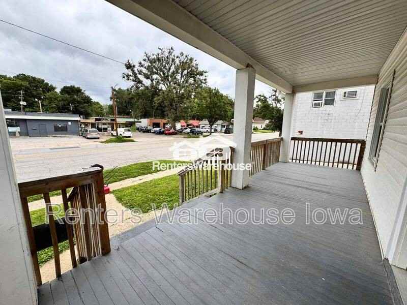 1703 E Grand Ave - Photo 2 of 20