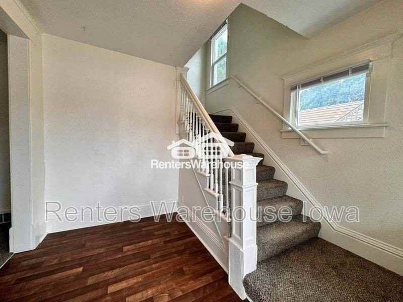 1703 E Grand Ave - Photo 3 of 20