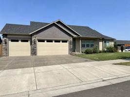 featured image of 823 Riley Drive