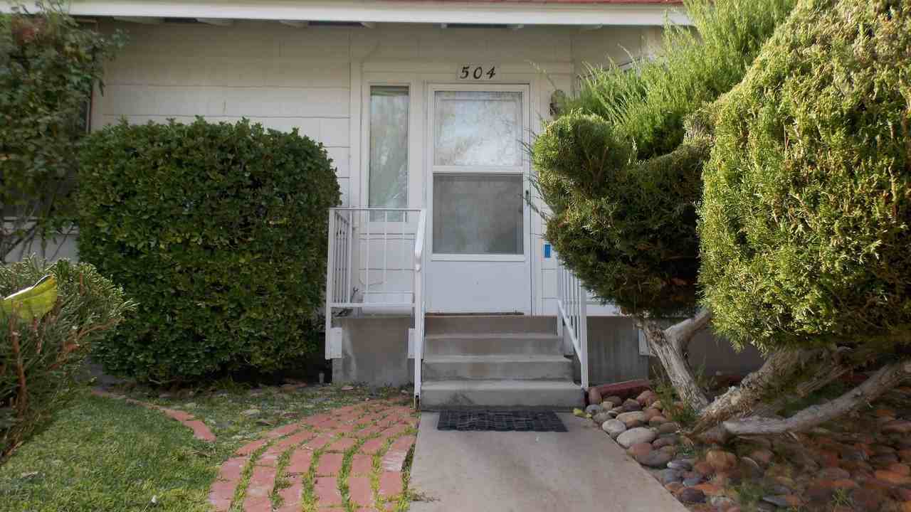 504 Cherry St - Photo 2 of 10