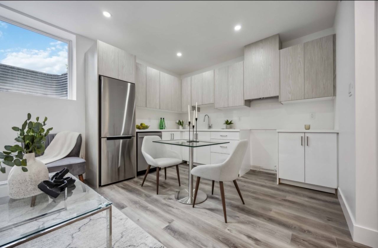 19 Hatfield Crescent #101 - Photo 3 of 10