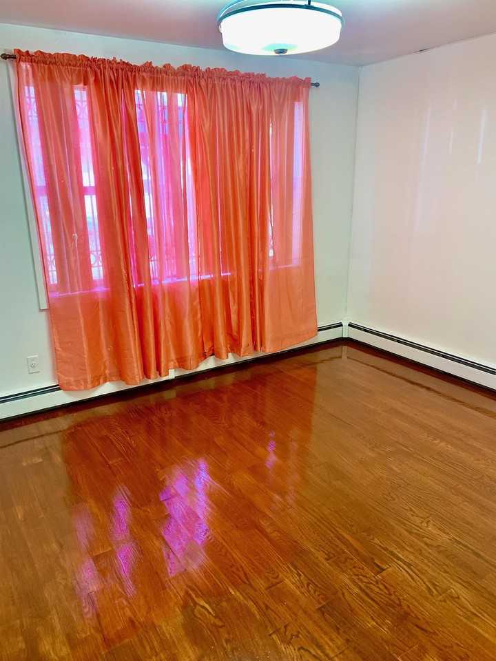 15 Columbus Place - Photo 3 of 9