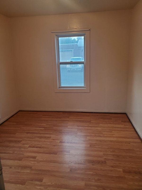 2105 Main St - Photo 3 of 8