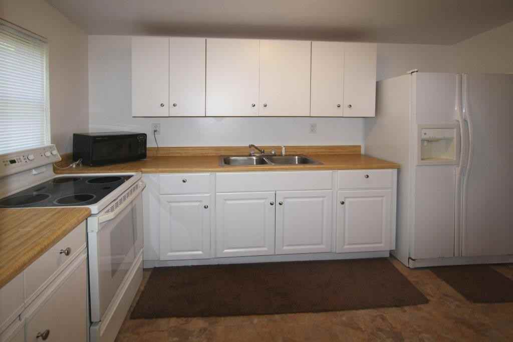 408 N H St - Photo 2 of 19