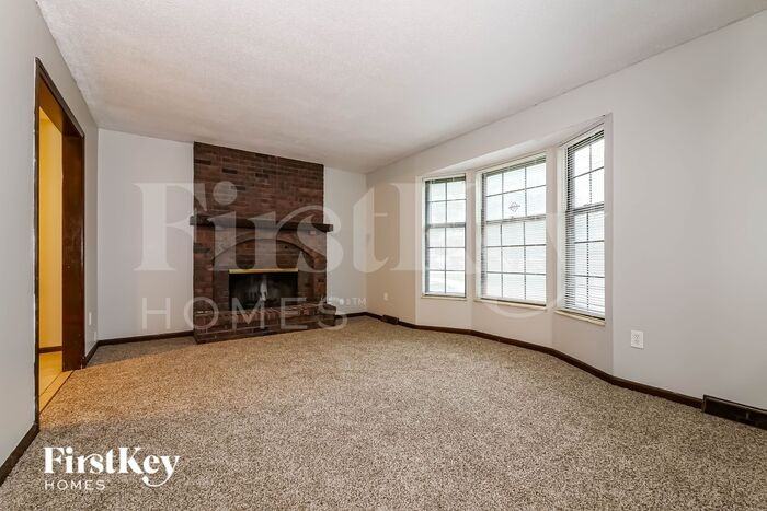 12012 E 54th Ter - Photo 2 of 16