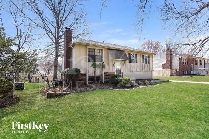 2412 Nw Salem Ct - Photo 2 of 15