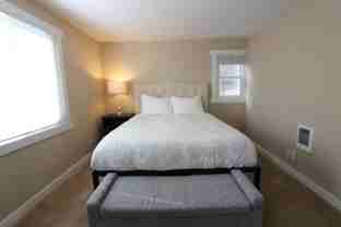 806 Bayview Dr #LOWER - Photo 1 of 1